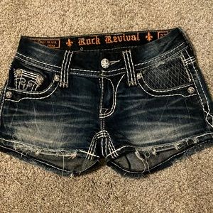 Rock revival Jean shorts size 23
